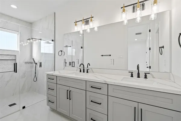 $2,350 | 3601 Rebecca Street, Unit A, Houston, TX 77021