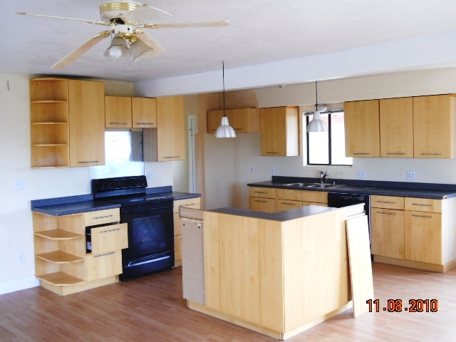 1014 North Mountain View Road Apache Junction, AZ 85119 - Photo 12 of 28 Kitchen