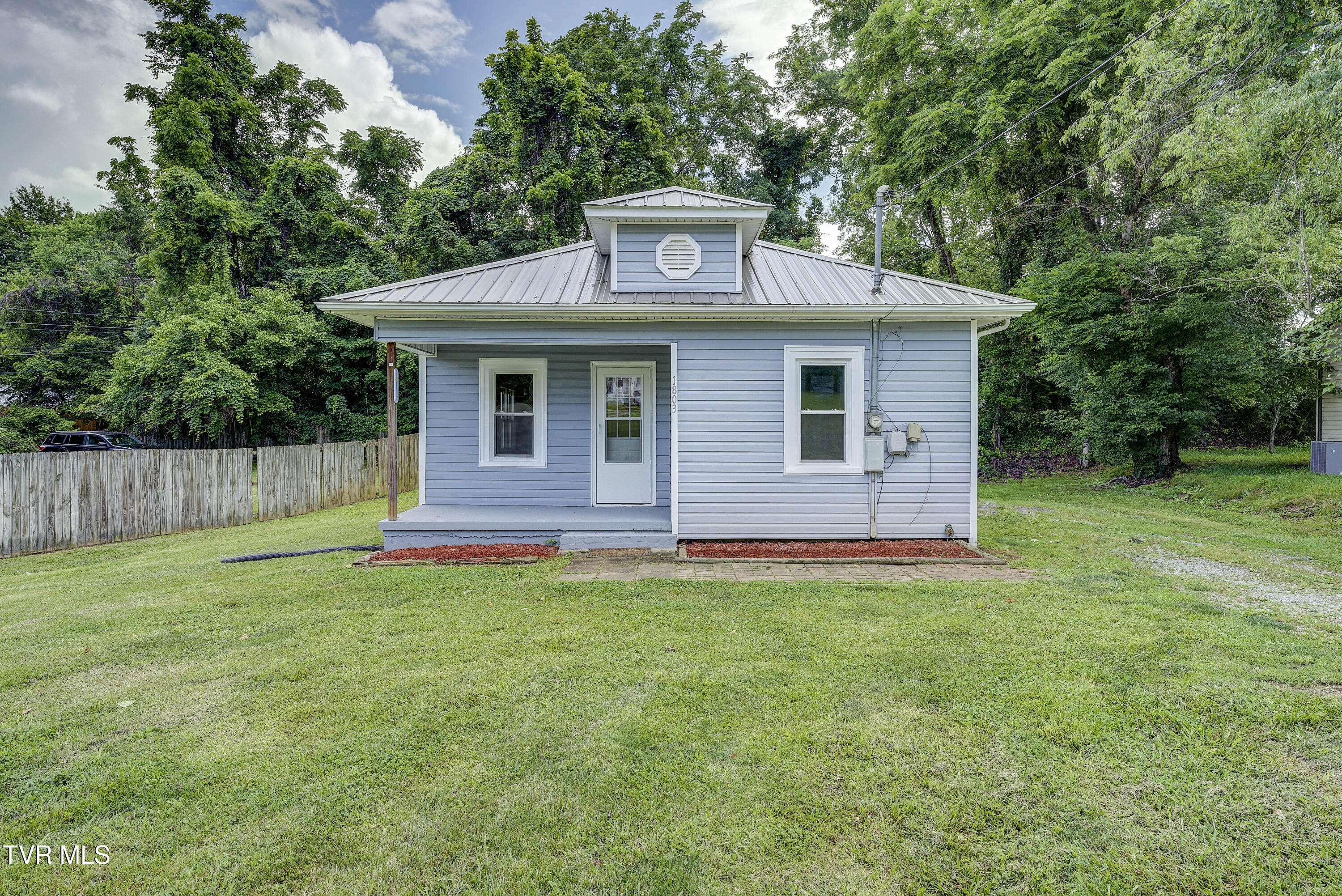 1803 Indian Ridge Rd
