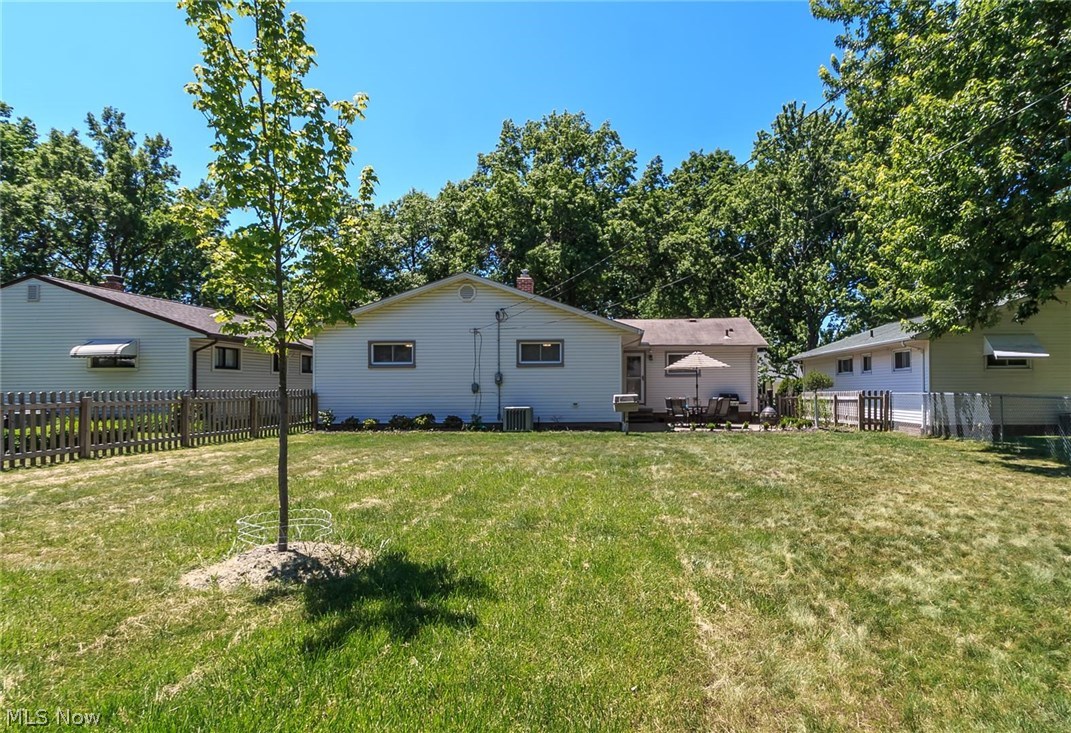 1107 Haverston Road Lyndhurst, OH 44124 - Photo 28 of 30