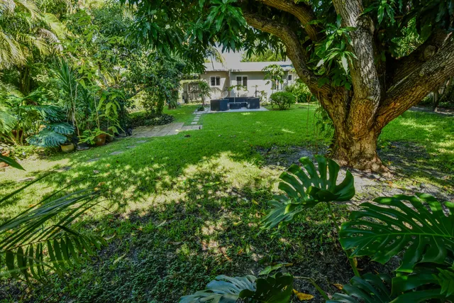 $894,000 | 1401 Northeast 17th Way, Fort Lauderdale, FL 33304