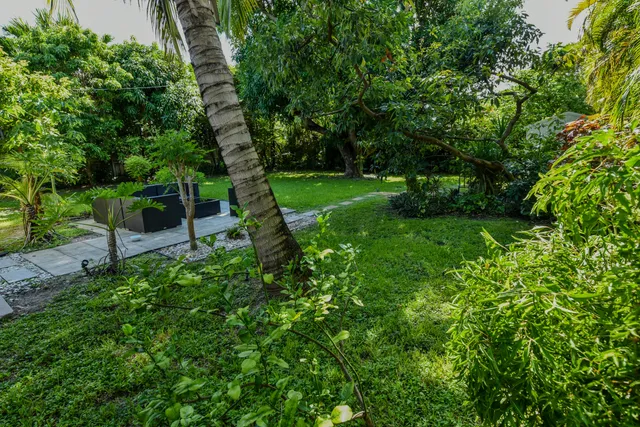 $894,000 | 1401 Northeast 17th Way, Fort Lauderdale, FL 33304