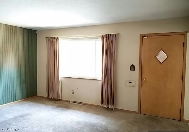 1613 Plymouth Road Cleveland, OH 44109 - Photo 3 of 19