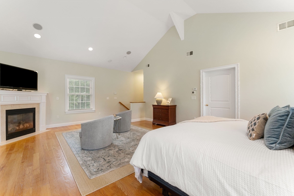 47 Frank Street Needham, MA 02494 - Photo 20 of 42 Gallery Image 20