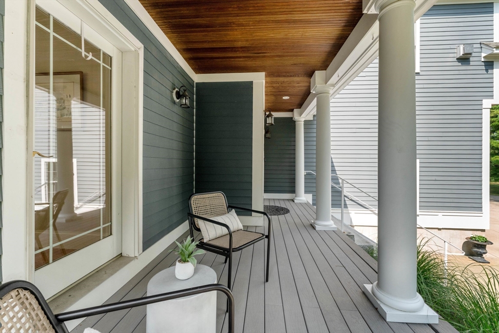 47 Frank Street Needham, MA 02494 - Photo 3 of 42 Gallery Image 3