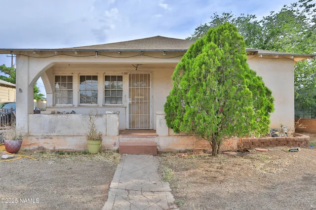 $99,000 | 219 West Elm Street, Winslow, AZ 86047