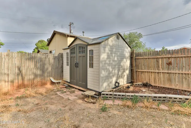 $99,000 | 219 West Elm Street, Winslow, AZ 86047