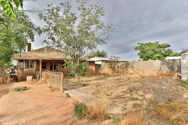 $99,000 | 219 West Elm Street, Winslow, AZ 86047