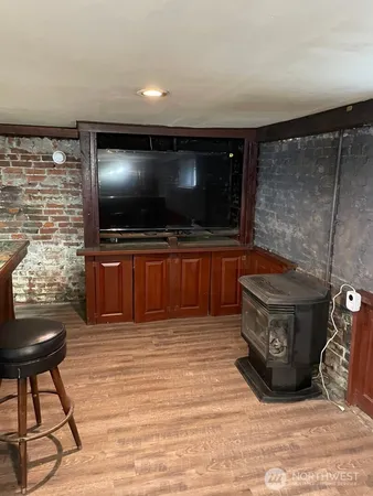 $1,000 | 1714 33rd Street, Everett, WA 98201