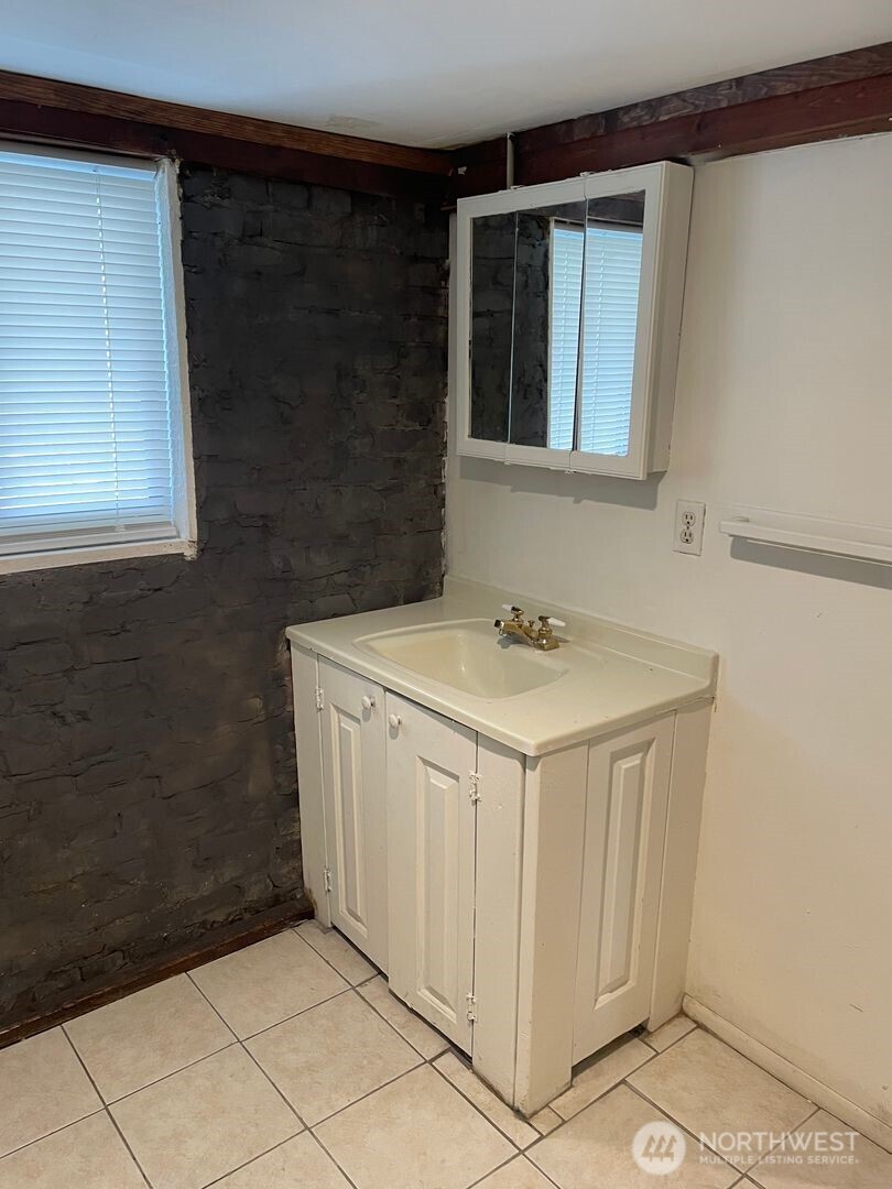 1714 33rd Street Everett, WA 98201 - Photo 9 of 11