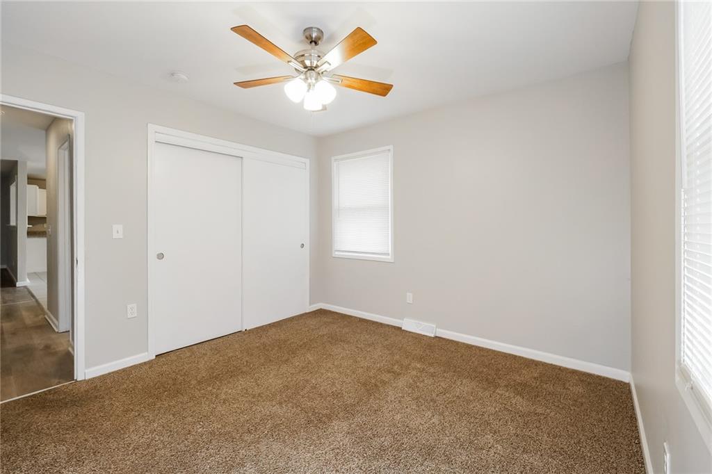 6302 East 140th Terrace Grandview, MO 64030 - Photo 11 of 16