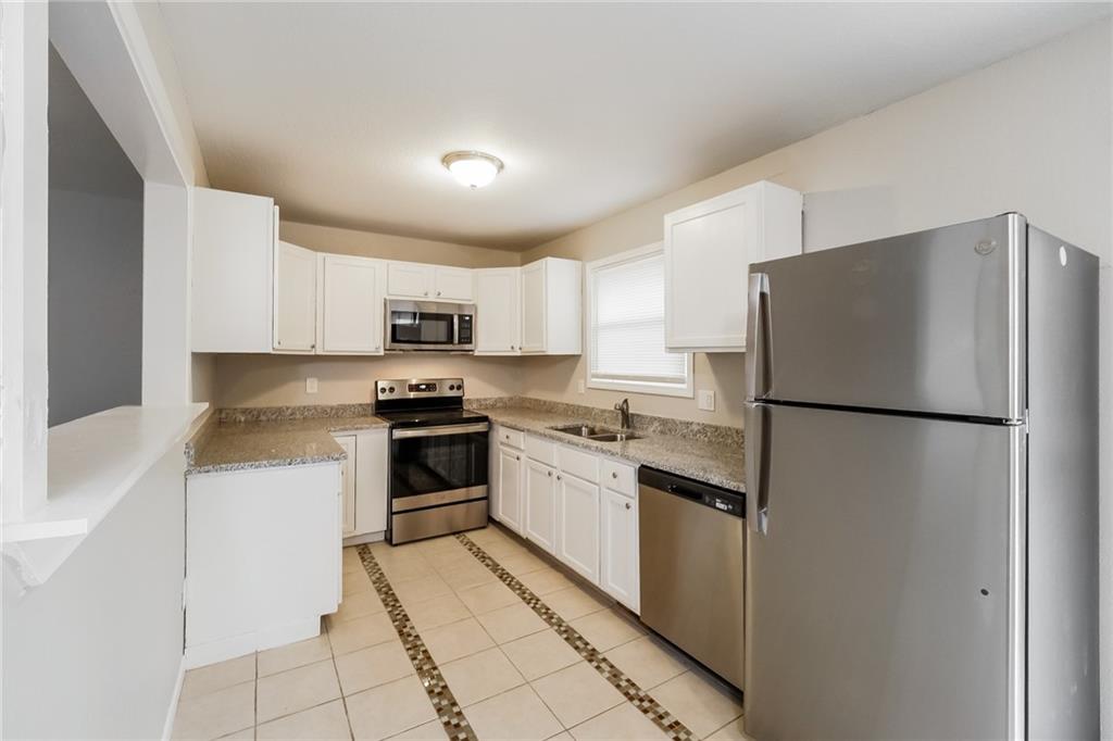 6302 East 140th Terrace Grandview, MO 64030 - Photo 6 of 16