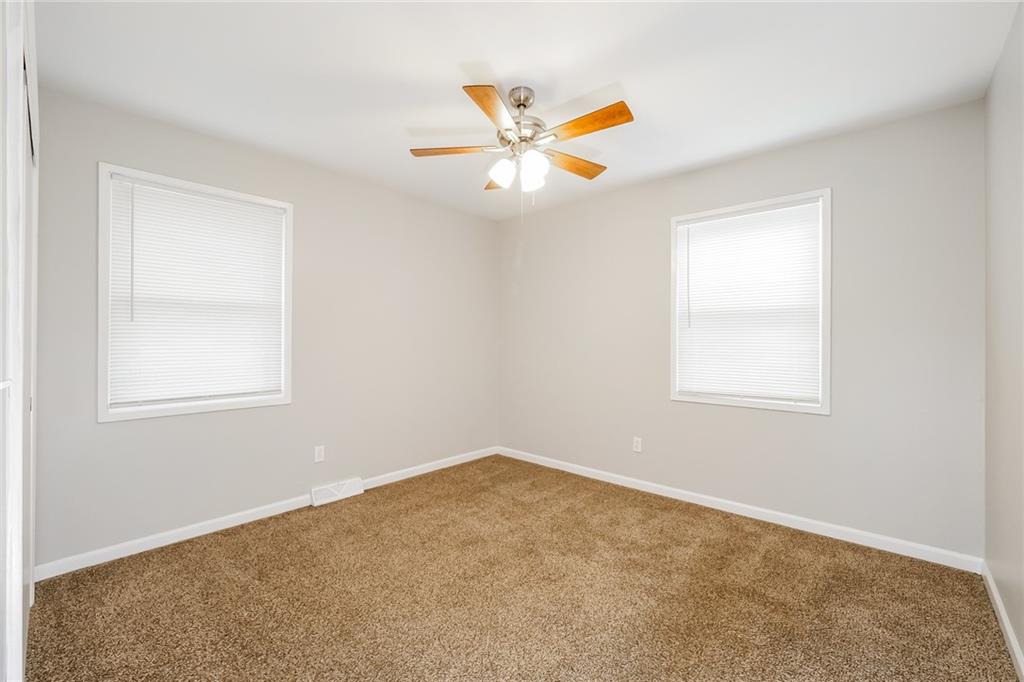 6302 East 140th Terrace Grandview, MO 64030 - Photo 8 of 16