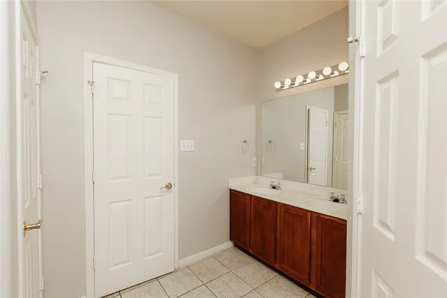 $1,675 | 1115 Middle Brook Drive, Leander, TX 78641