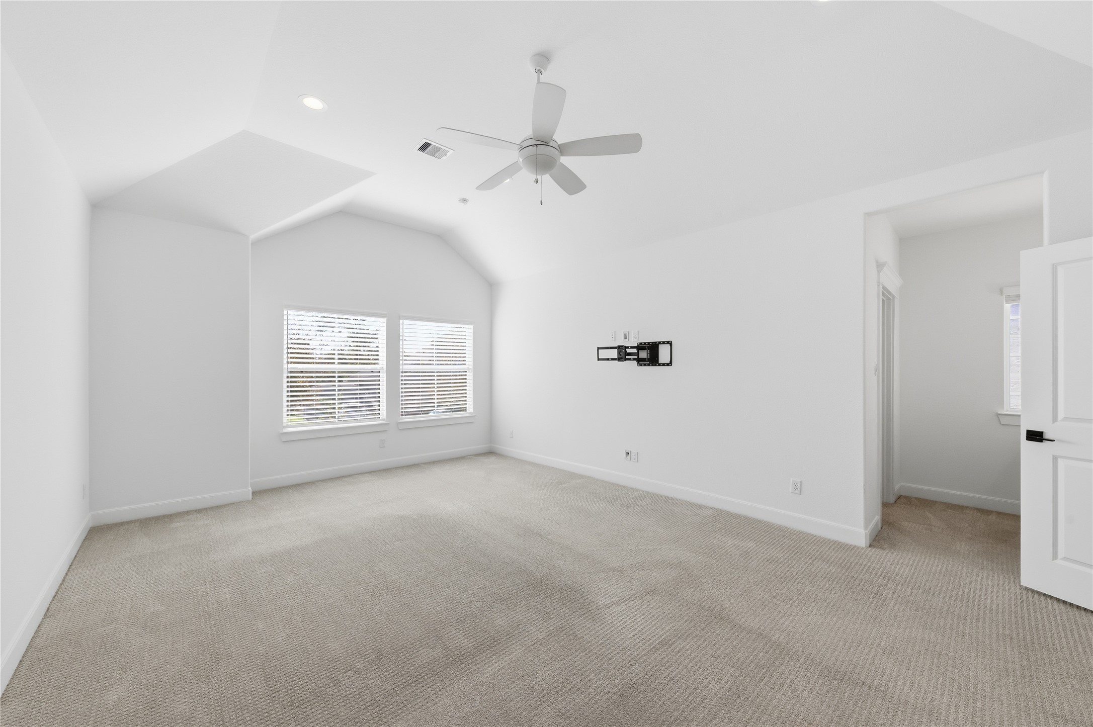 819 West 19th Street Houston, TX 77008 - Photo 31 of 39