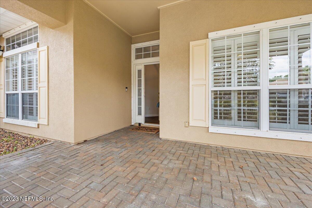 546 Lady Lake Road West Jacksonville, FL 32218 - Photo 2 of 25 02-Entryway