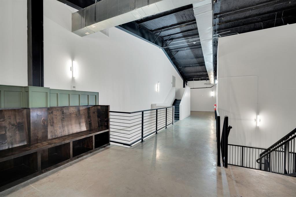 301 West Main Street, Unit 254 Midlothian, TX 76065 - Photo 15 of 18 a view of entryway and hall