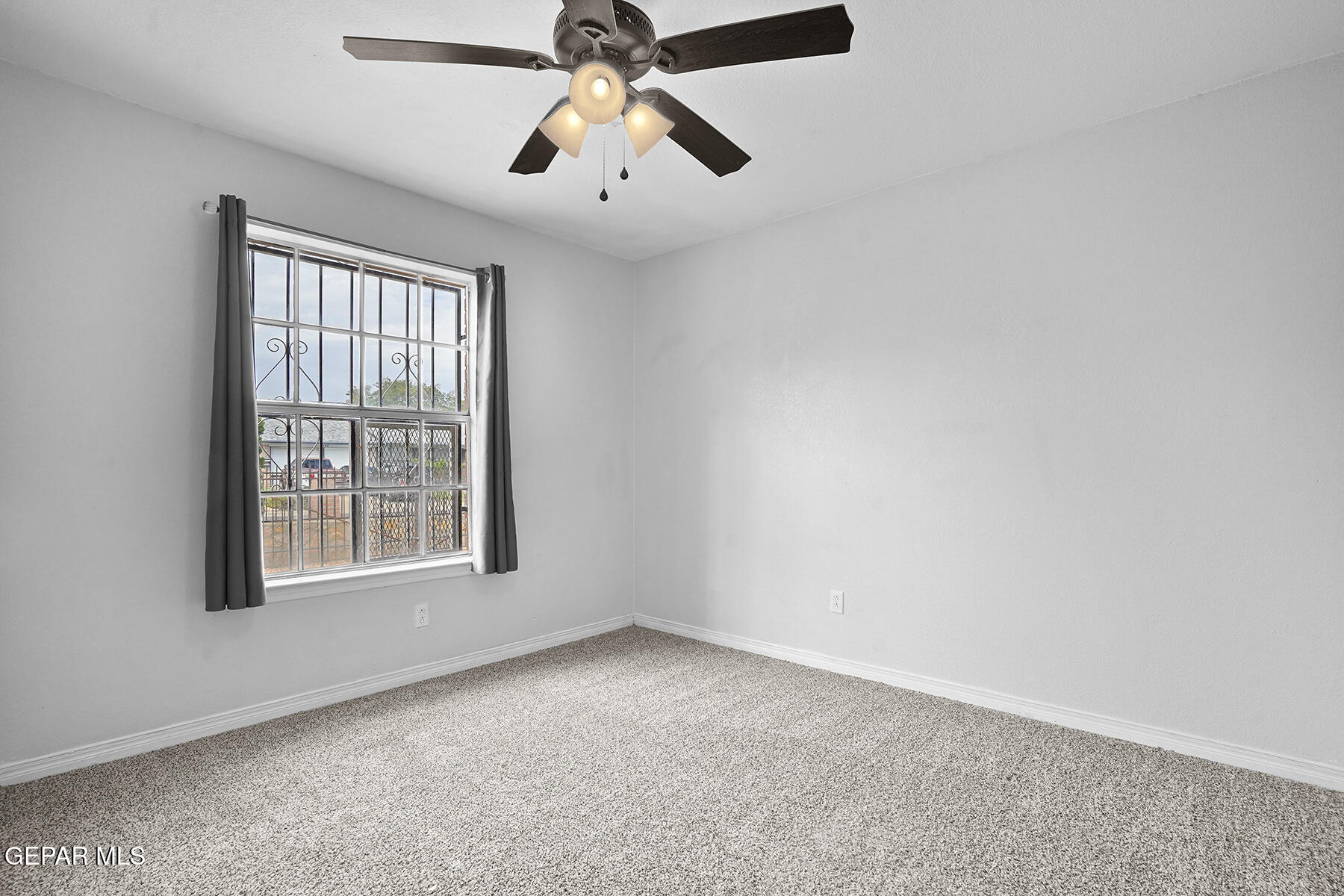 10448 Adonis Drive El Paso, TX 79924 - Photo 32 of 41 DSC09625