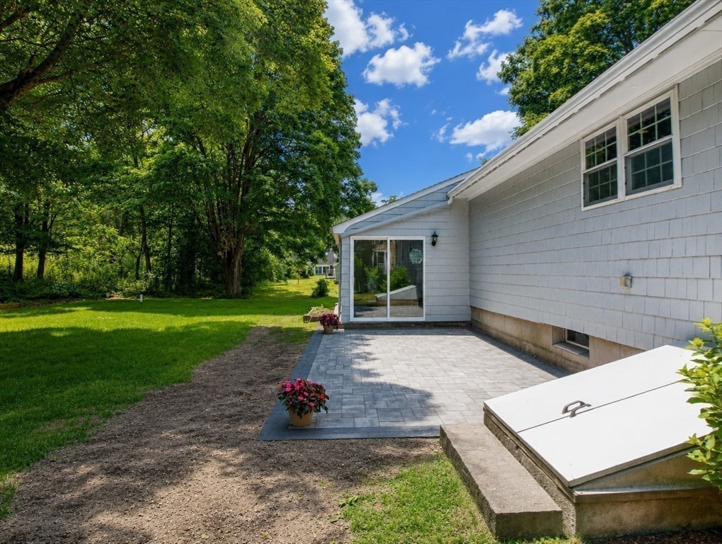 344 Old Post Road North Attleboro, MA 02760 - Photo 39 of 42