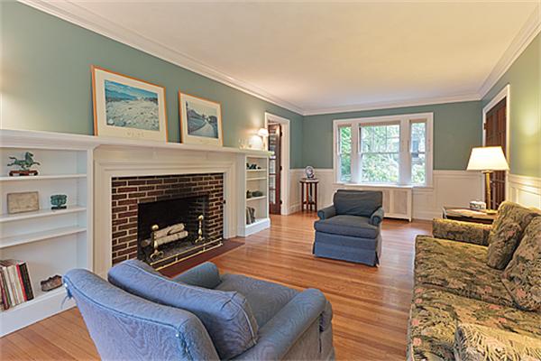 52 Cedar Road Belmont, MA 02478 - Photo 3 of 17 Gallery Image 3