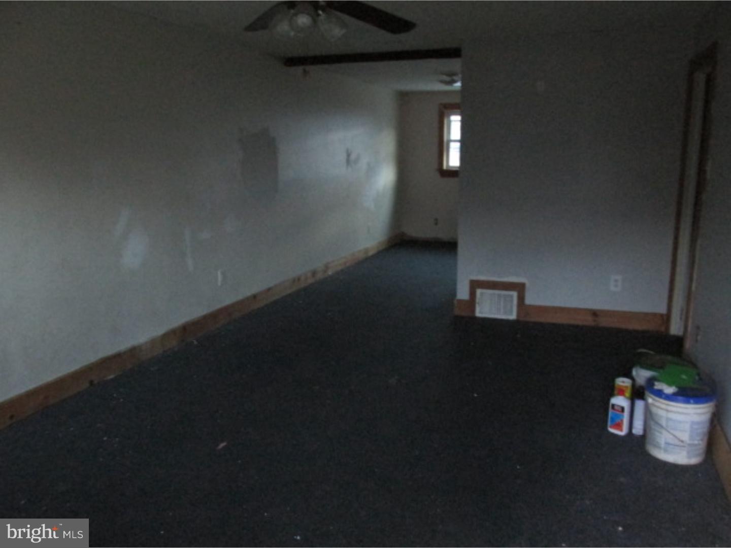 909 Grant Road Folcroft, PA 19032 - Photo 4 of 16