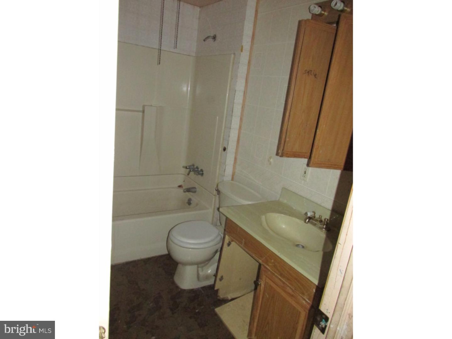 909 Grant Road Folcroft, PA 19032 - Photo 9 of 16