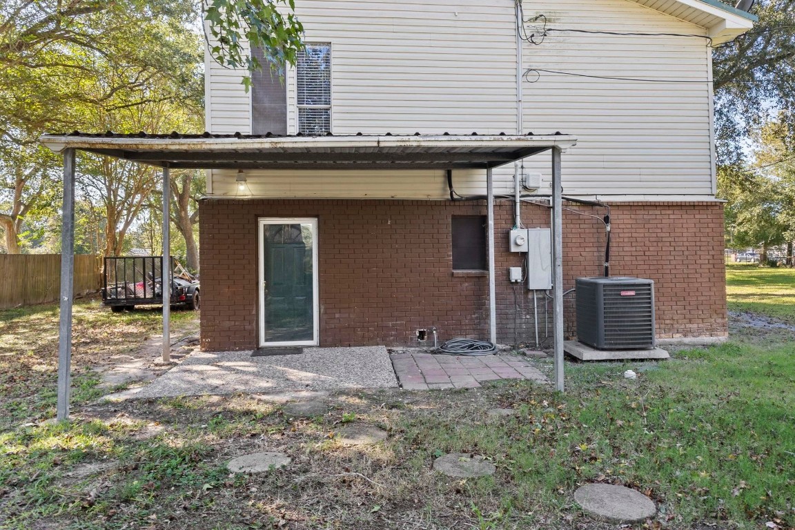 770 Katherene Avenue Bridge City, TX 77611 - Photo 24 of 29 a front view of a house with garden