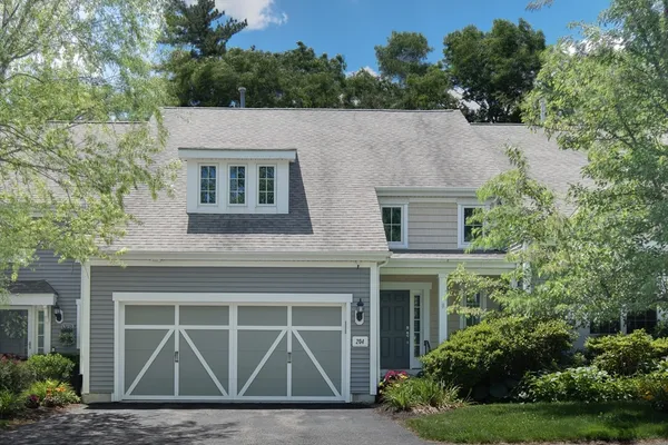 $670,000 | 204 Sandtrap Court, Unit 204, Northbridge, MA 01534
