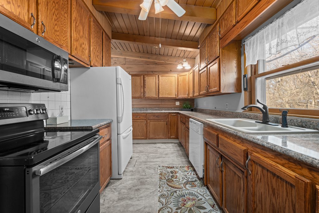 3102 15th Street Moline, IL 61265 - Photo 22 of 36