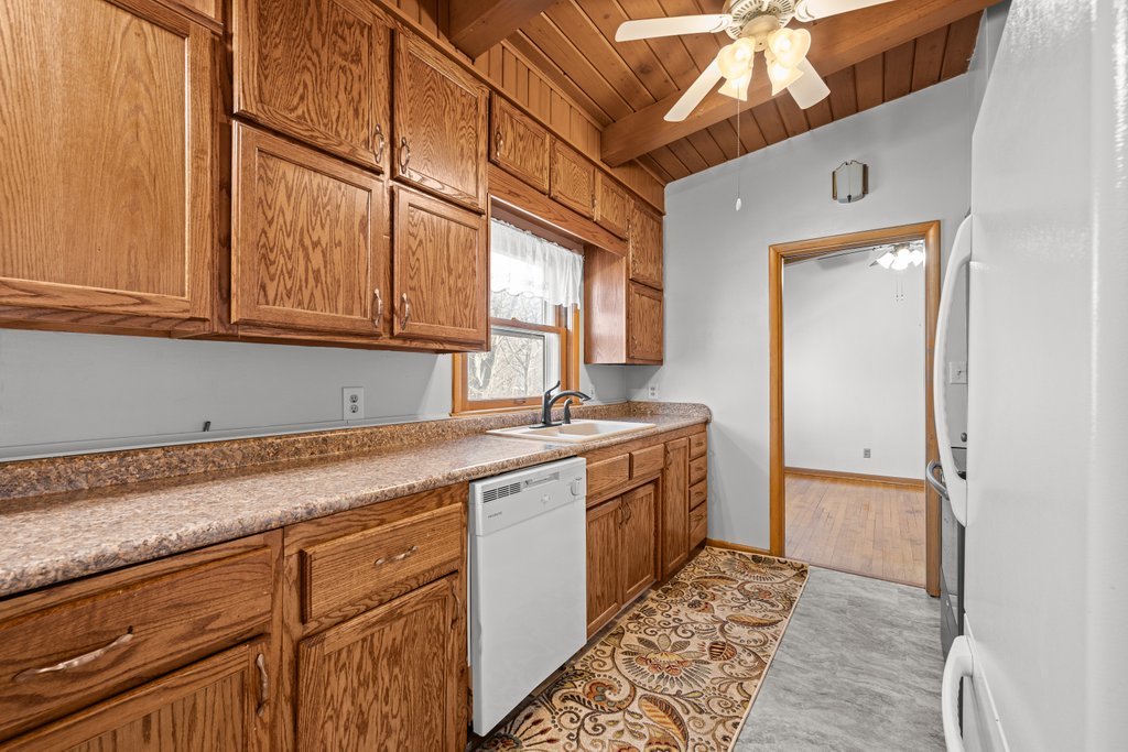 3102 15th Street Moline, IL 61265 - Photo 23 of 36