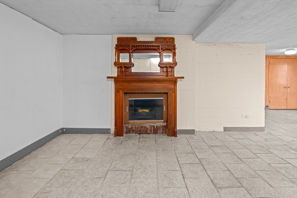 3102 15th Street Moline, IL 61265 - Photo 28 of 36