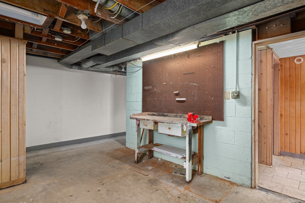 3102 15th Street Moline, IL 61265 - Photo 30 of 36