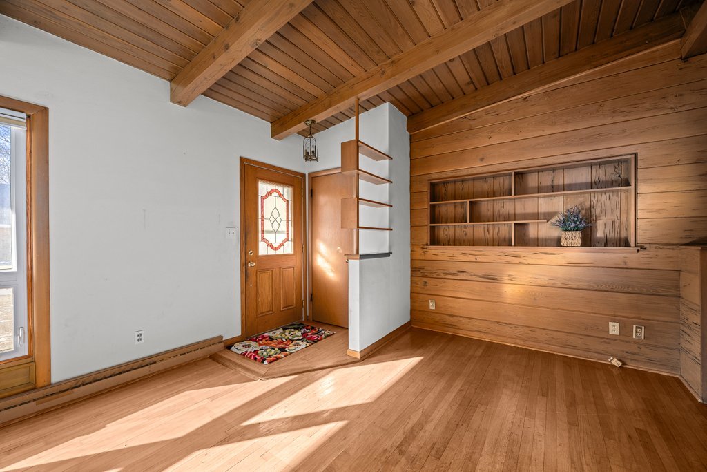 3102 15th Street Moline, IL 61265 - Photo 5 of 36