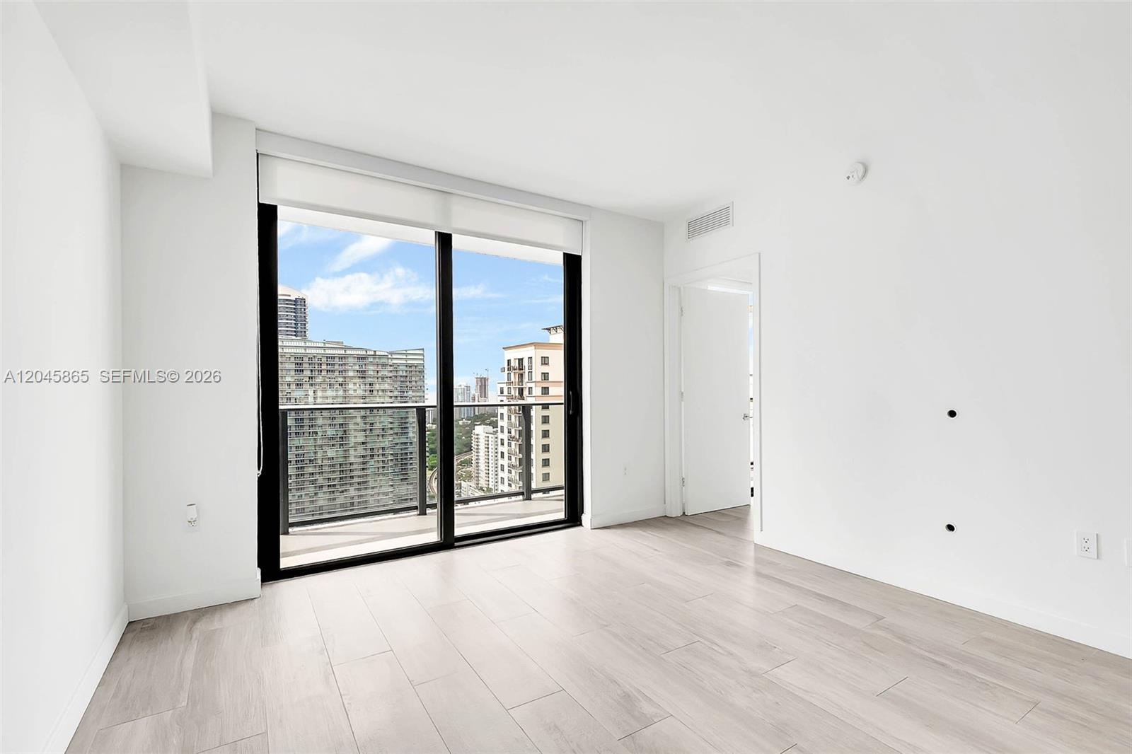 55 Southwest 9th Street, Unit 3104 Miami, FL 33130 - Photo 9 of 48
