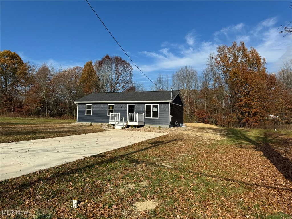 9140 Maple Grove Road Windham, OH 44288 - Photo 3 of 26