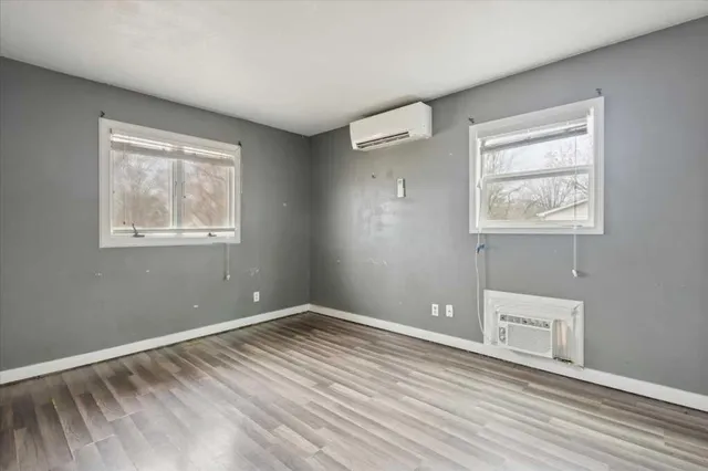 $250,000 | 1949 Orchard Drive, Stevensville, MI 49127