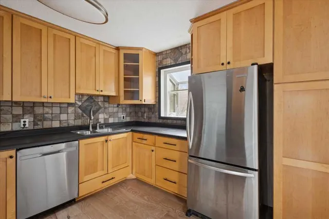 $250,000 | 1949 Orchard Drive, Stevensville, MI 49127