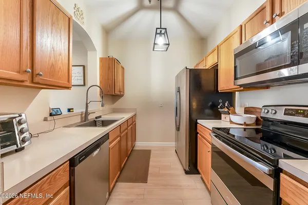 $186,000 | 10550 Baymeadows Road, Unit 413, Jacksonville, FL 32256