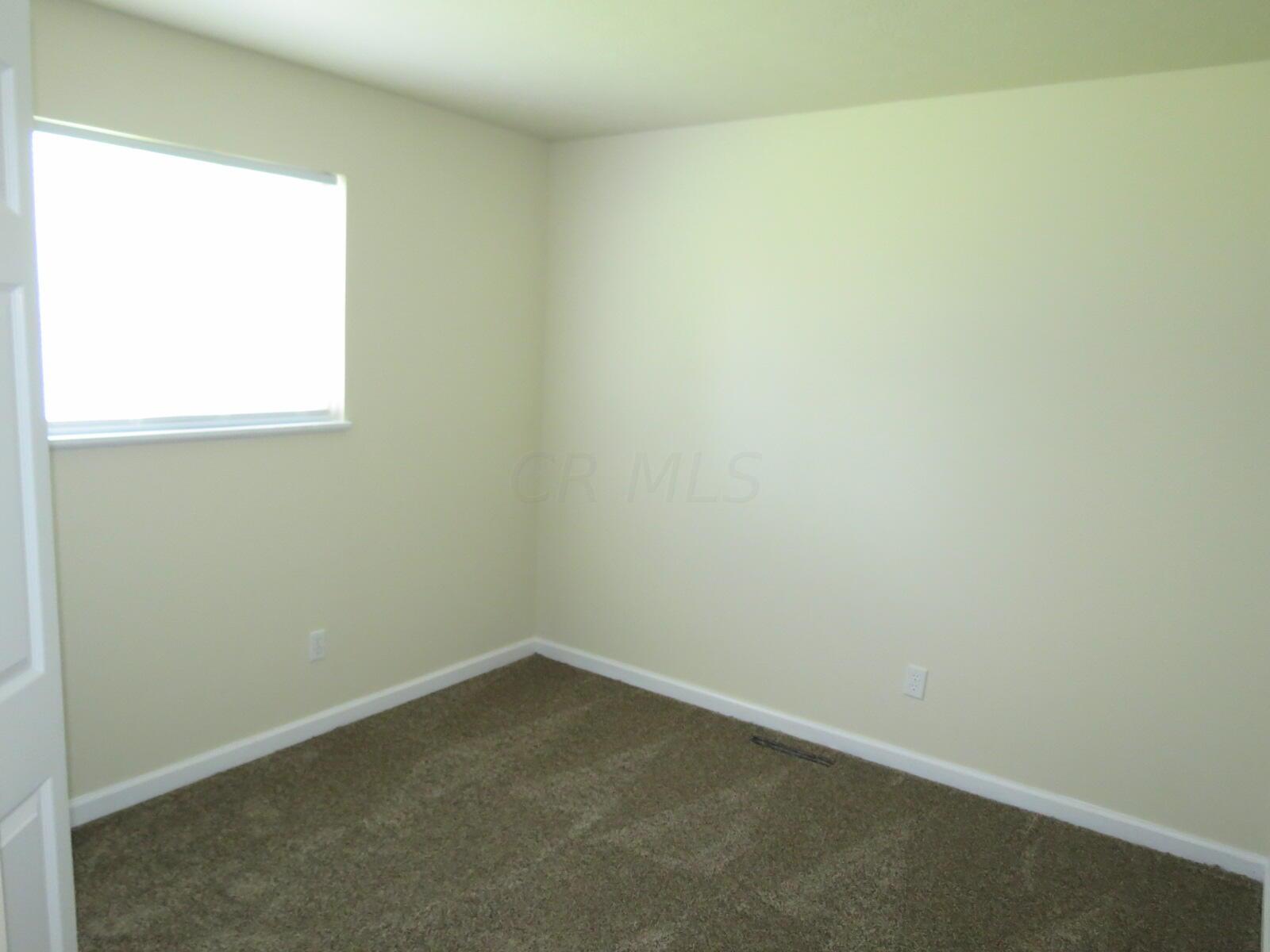 3922 Frazier Road East Columbus, OH 43207 - Photo 10 of 16 3922 frazier 7-10-23 (3)