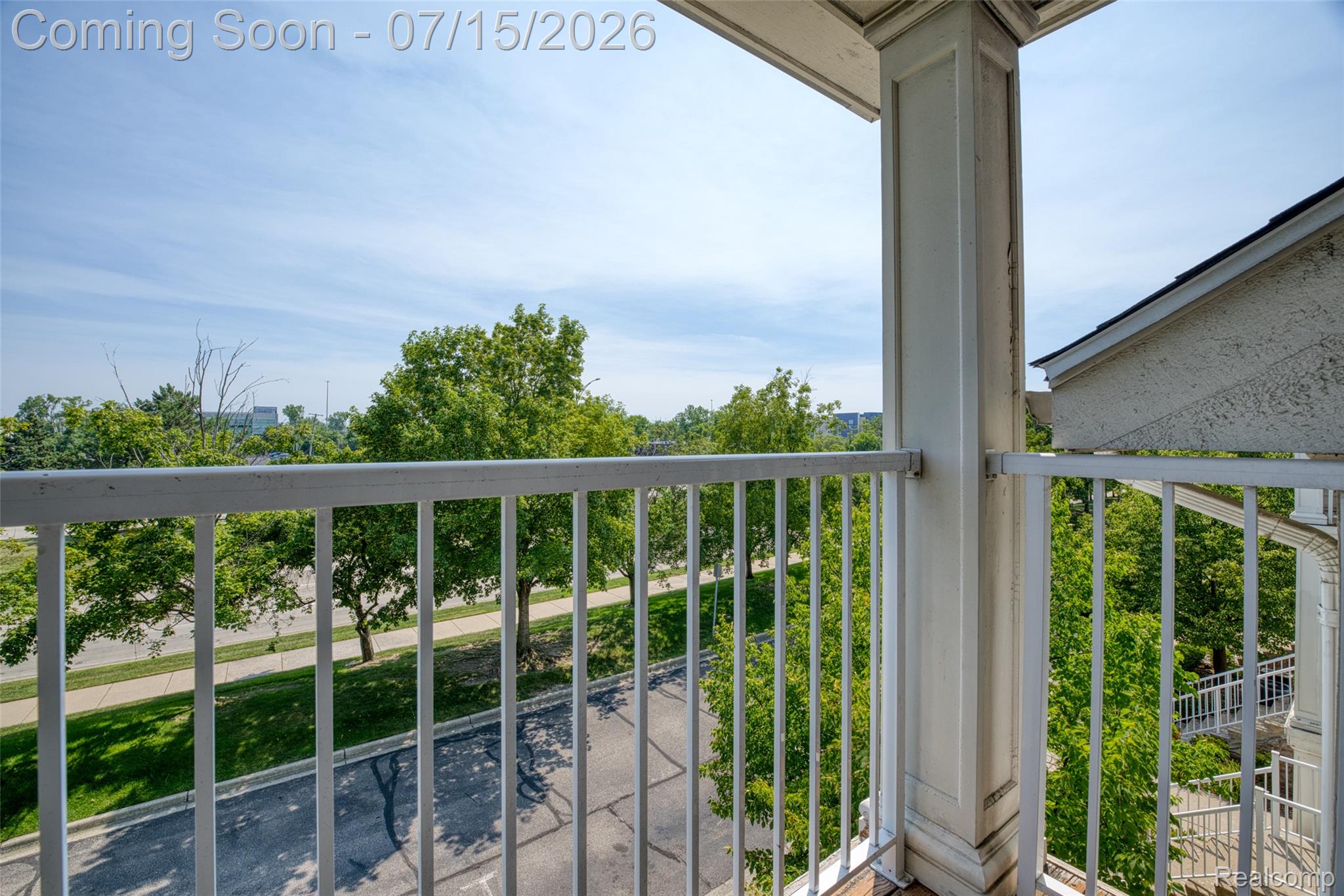 1159 Beaver Run Troy, MI 48083 - Photo 10 of 32 image-27.jpg