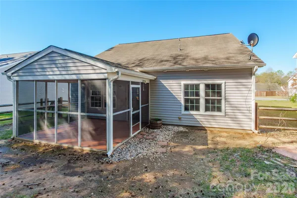 $329,900 | 689 Lynville Lane, Rock Hill, SC 29730