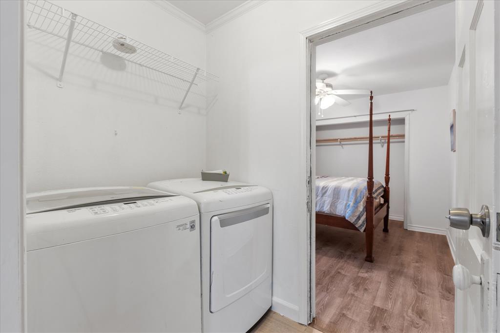 3554 Winston Road Fort Worth, TX 76109 - Photo 7 of 25 a utility room with dryer and washer