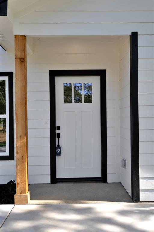 815 Southwest 28th Street Mineral Wells, TX 76067 - Photo 6 of 40 a view of front door