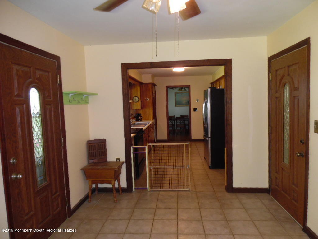 50 Holmes Mill Road Cream Ridge, NJ 08514 - Photo 11 of 27 SAM_2100