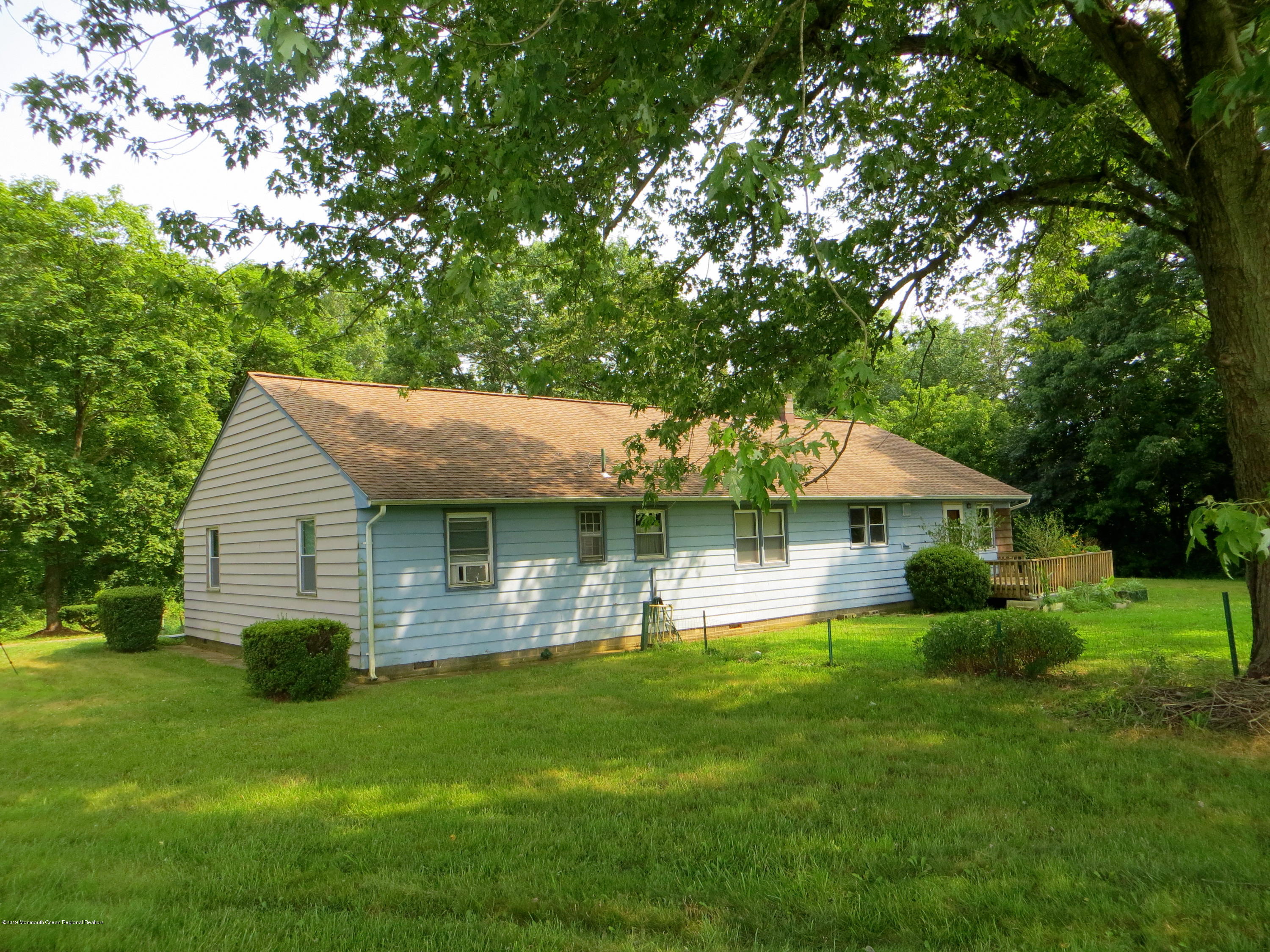 50 Holmes Mill Road Cream Ridge, NJ 08514 - Photo 21 of 27 HolmesMillIMG_2136_1