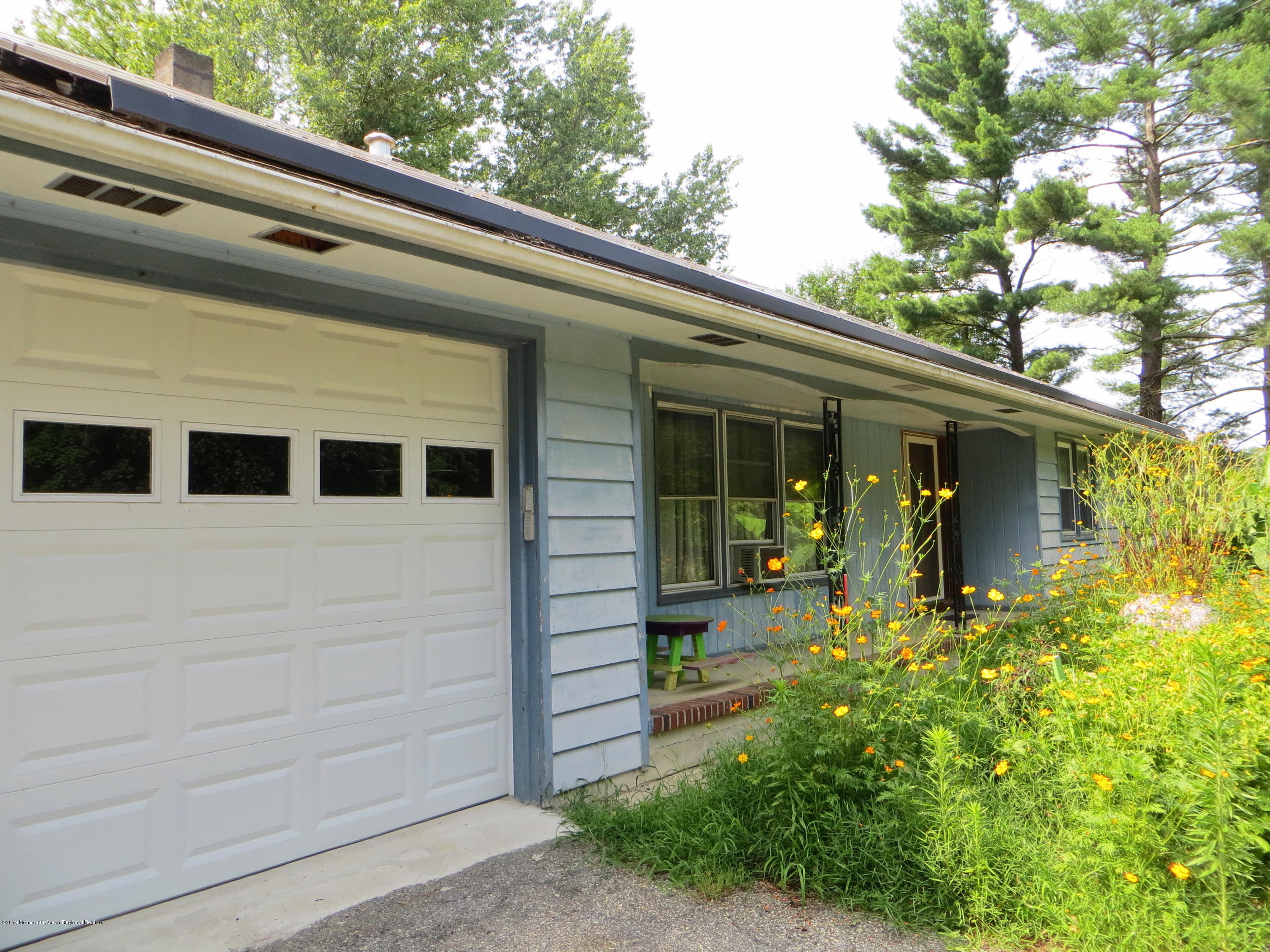 50 Holmes Mill Road Cream Ridge, NJ 08514 - Photo 3 of 27 HolmesMillIMG_2131_1