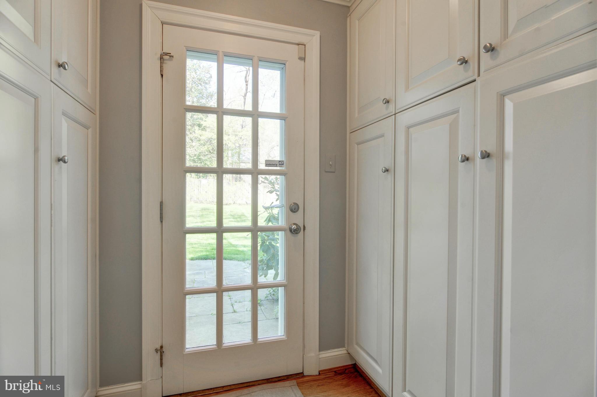 11908 Gregerscroft Road Potomac, MD 20854 - Photo 15 of 30 Interior (General)