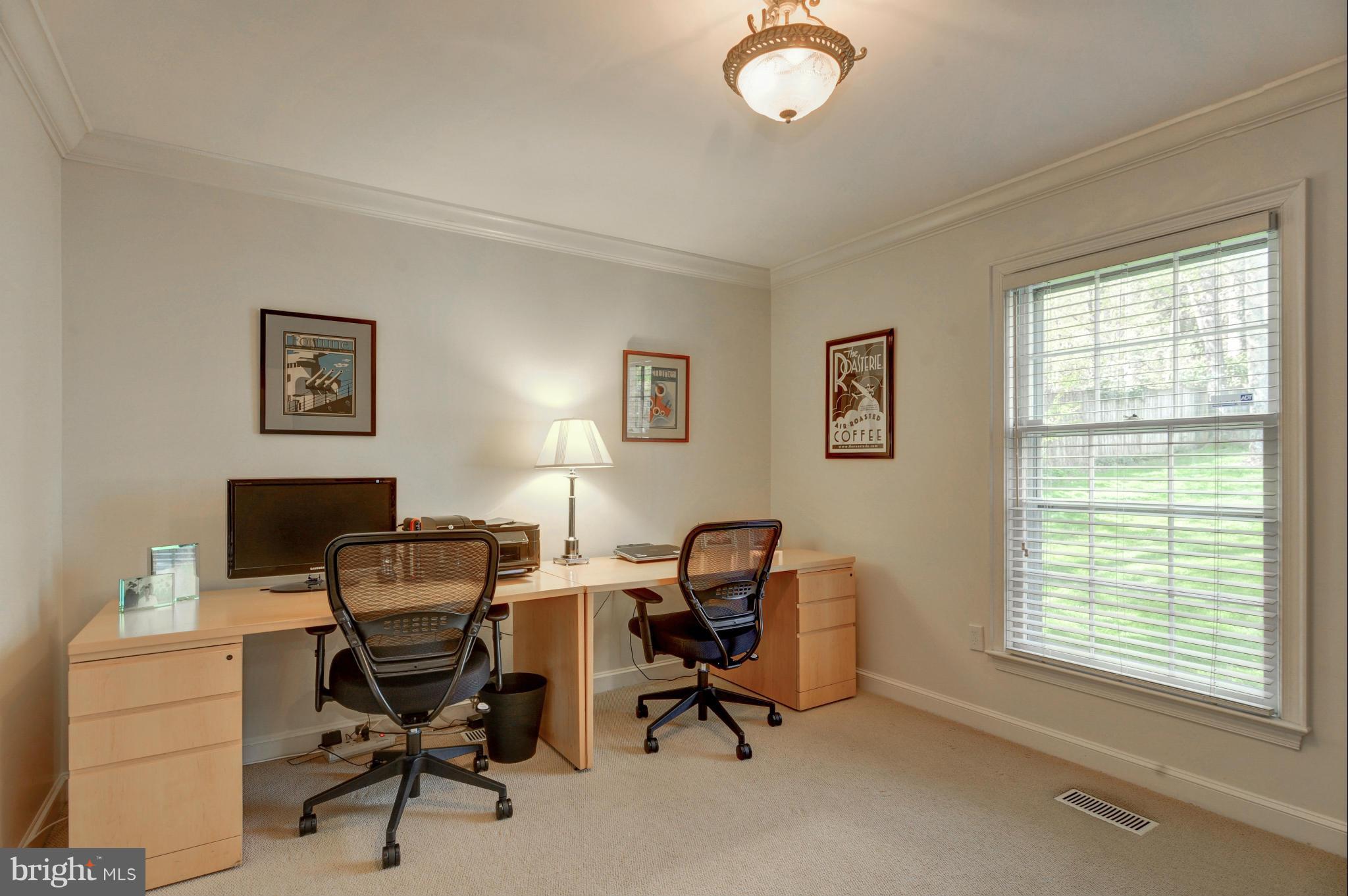 11908 Gregerscroft Road Potomac, MD 20854 - Photo 7 of 30 Interior (General)
