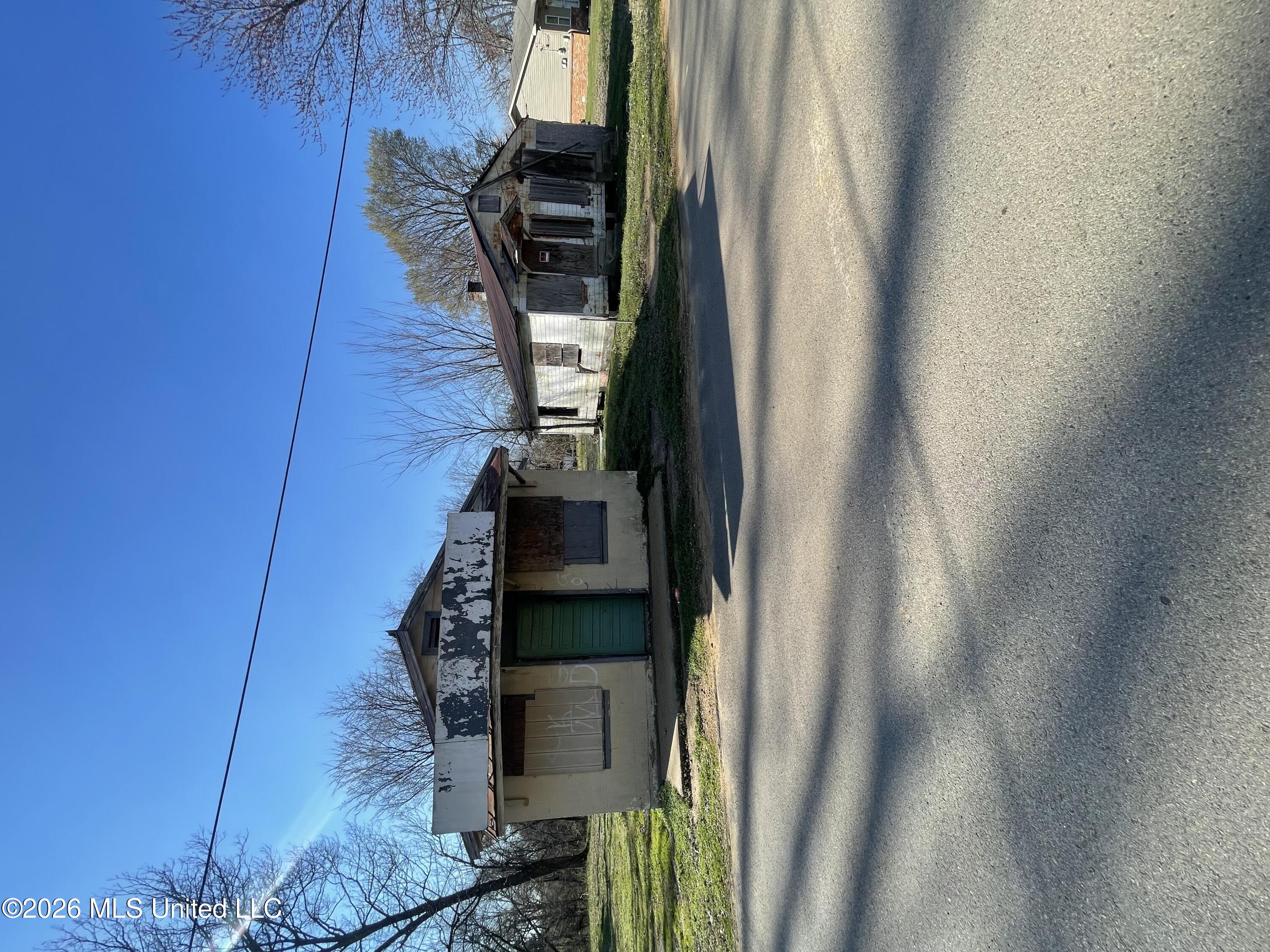 Southern Street Hernando, MS 38632 - Photo 1 of 1 Structure