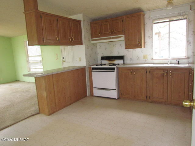 17621 West Picacho Road Marana, AZ 85653 - Photo 4 of 26
